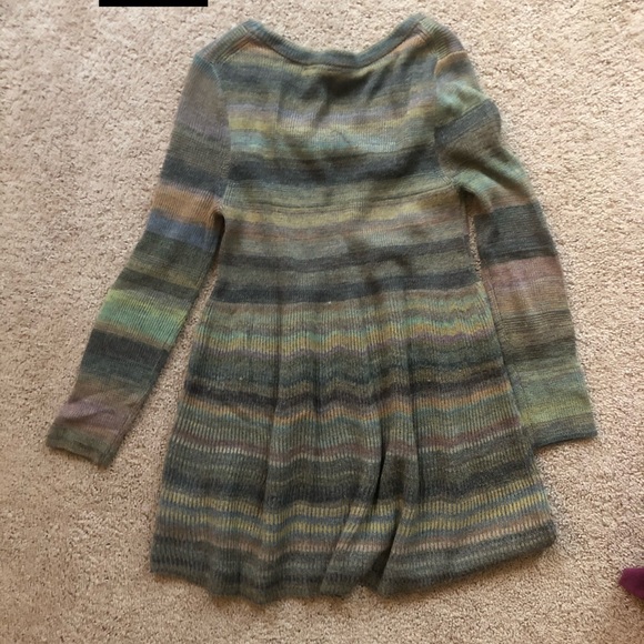 Anthropologie sweater - Picture 2 of 4